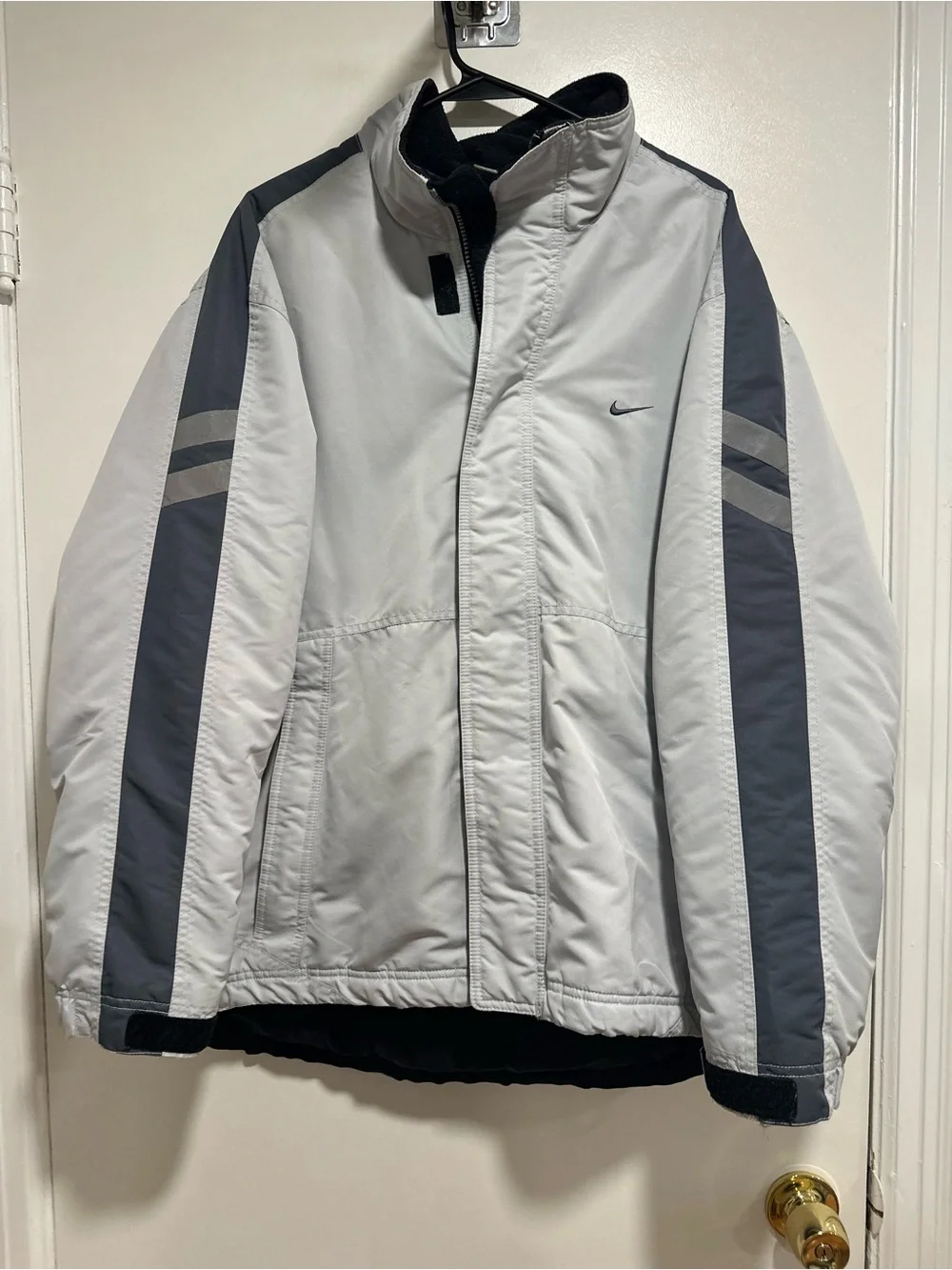 Nike Y2K full-zip fleece lined szM insulated winter light gray Minimalist jacket